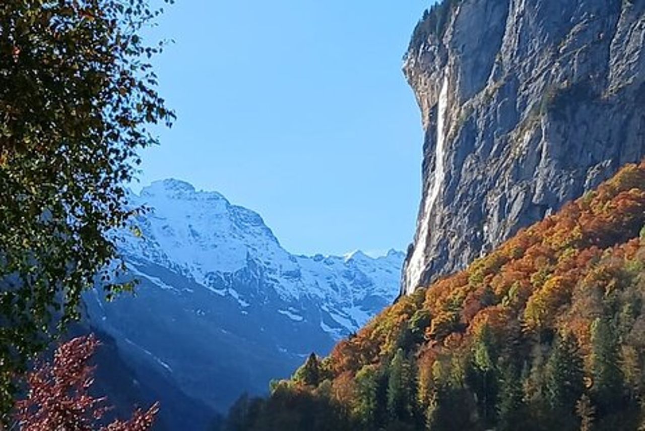 2 Cascate a Lauterbrunnen da Interlaken Early Express Tour