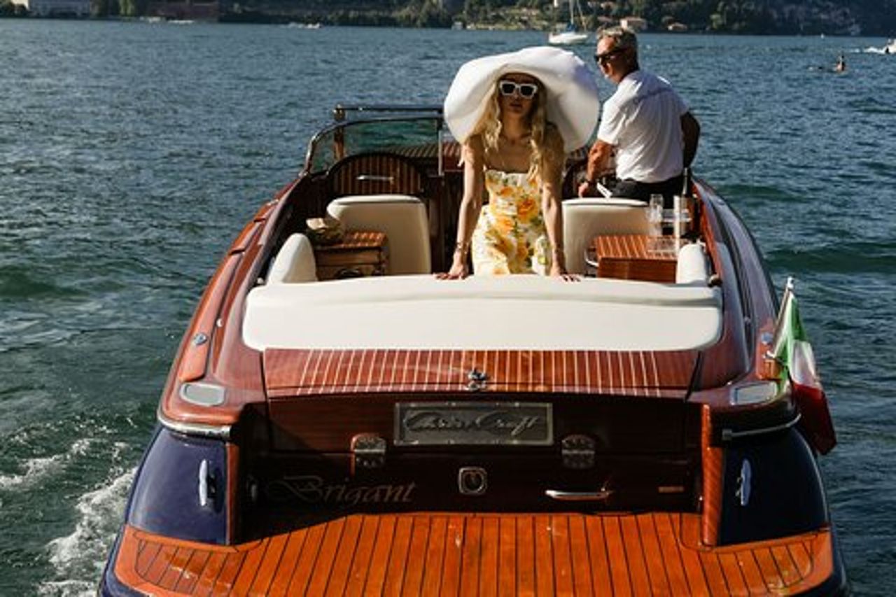 Tour Privato in Barca di 1 ora sul Lago di Como