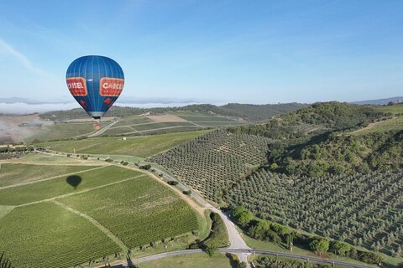 Volo in mongolfiera sul Chianti