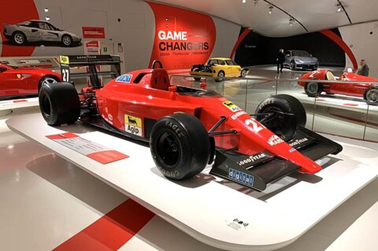 Tutti i musei Lamborghini, Ferrari, Pagani + degustazione Aceto