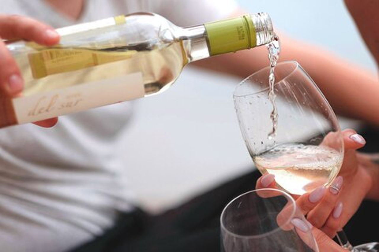 Tour privato: tour a piedi di Trani con degustazione di vini Moscato