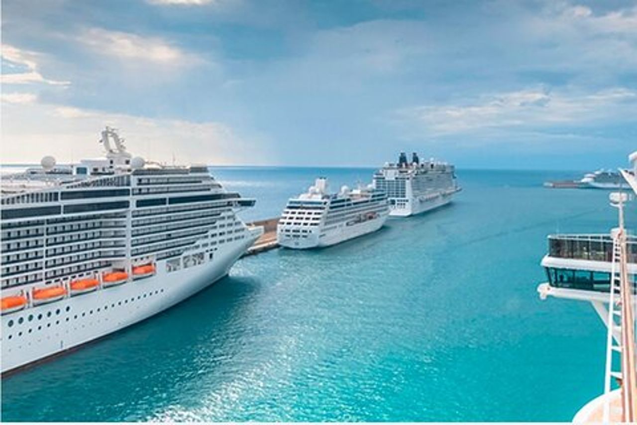 Trasferimento Privato dal Porto di Civitavecchia a FCO Aeroporto