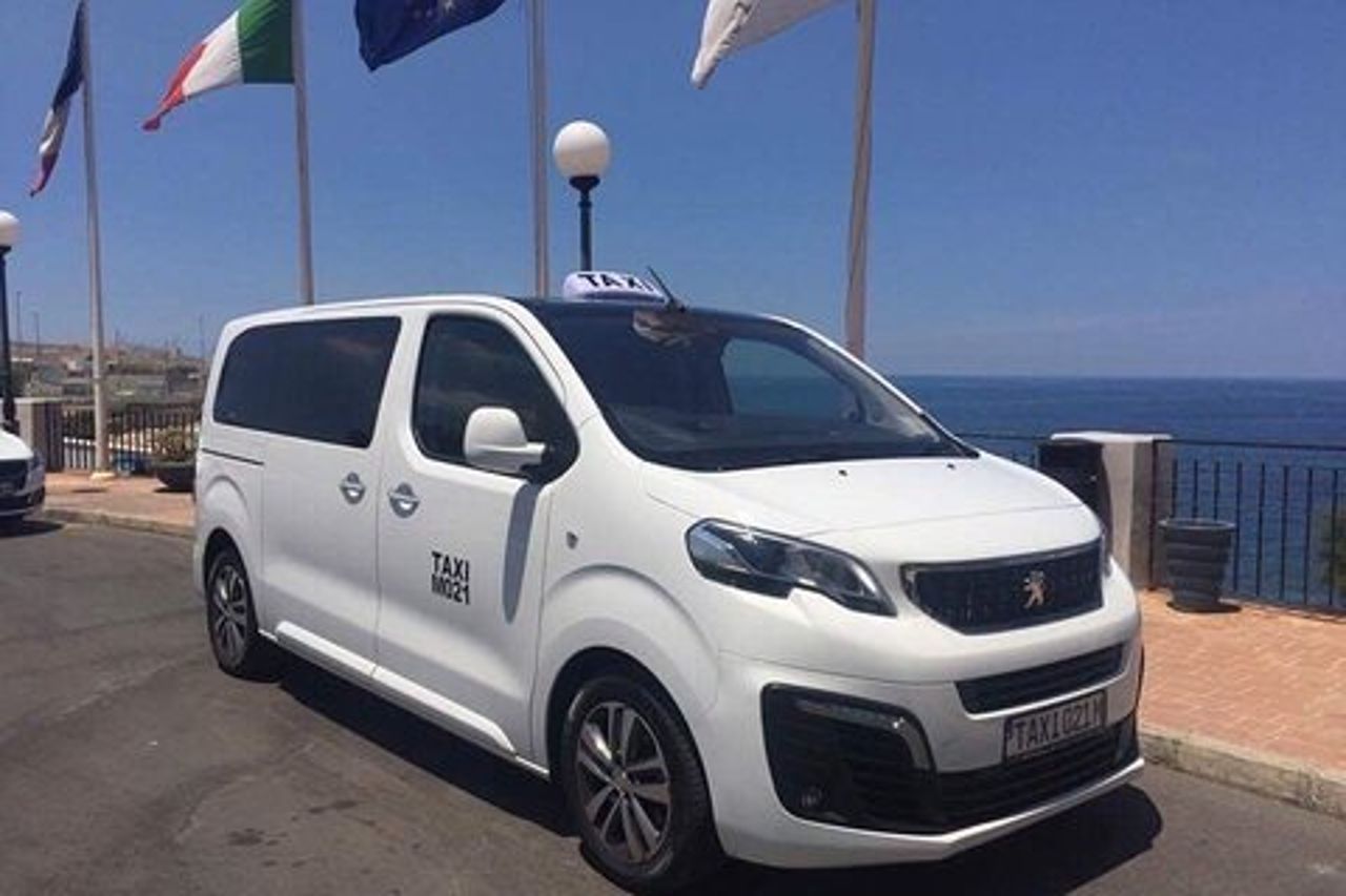 Malta Sightseeing Tour con licenza Taxi - flessibile e personalizzato