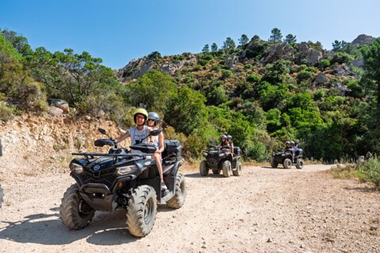 Quad Tour San Teodoro: Piscine naturali & Aperitivo Sardo