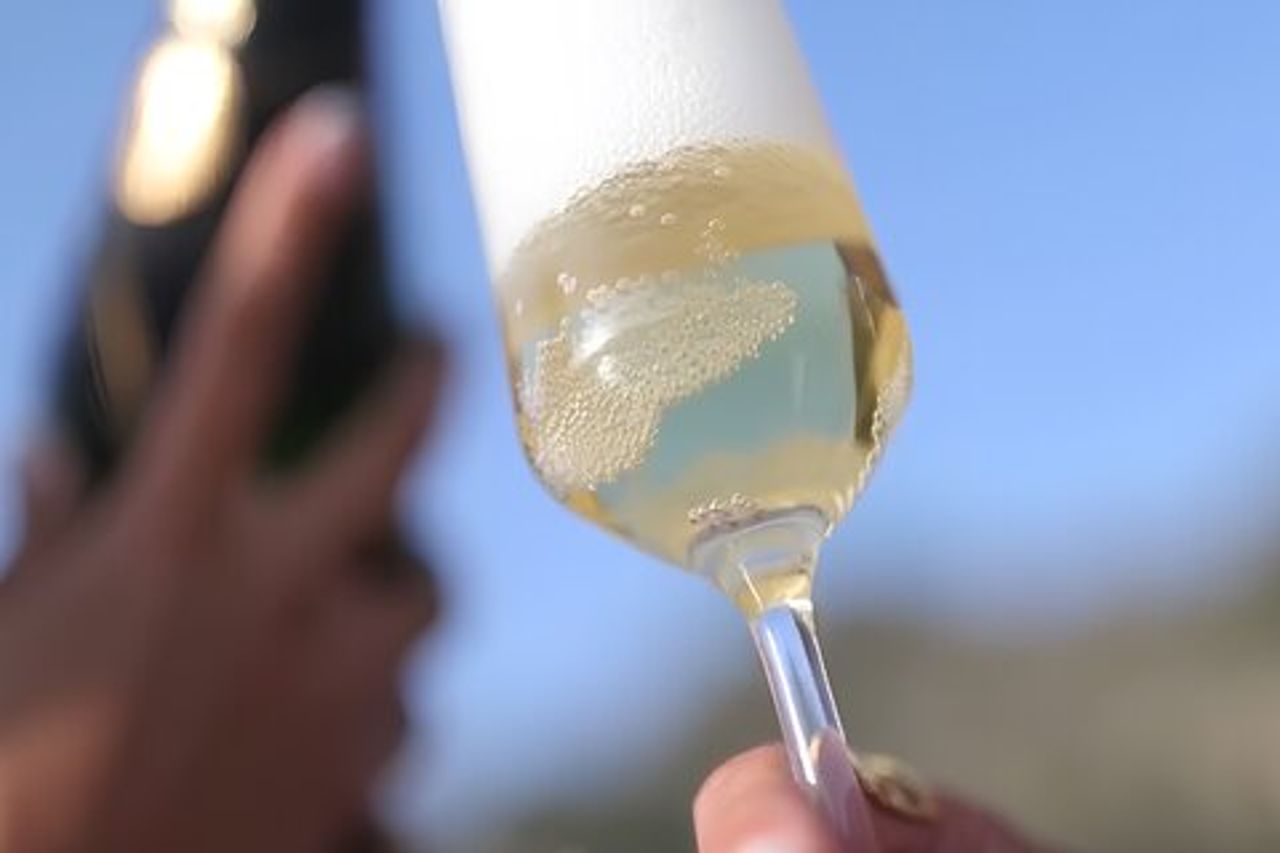 Degustazione Vini in Barca a Taormina e Giardini Naxos