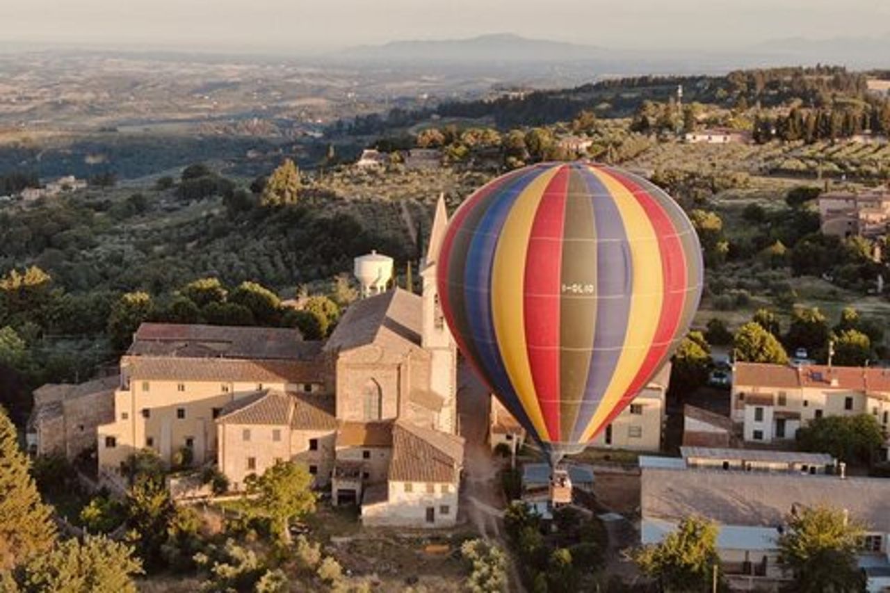 Volo in mongolfiera sul Chianti e Siena