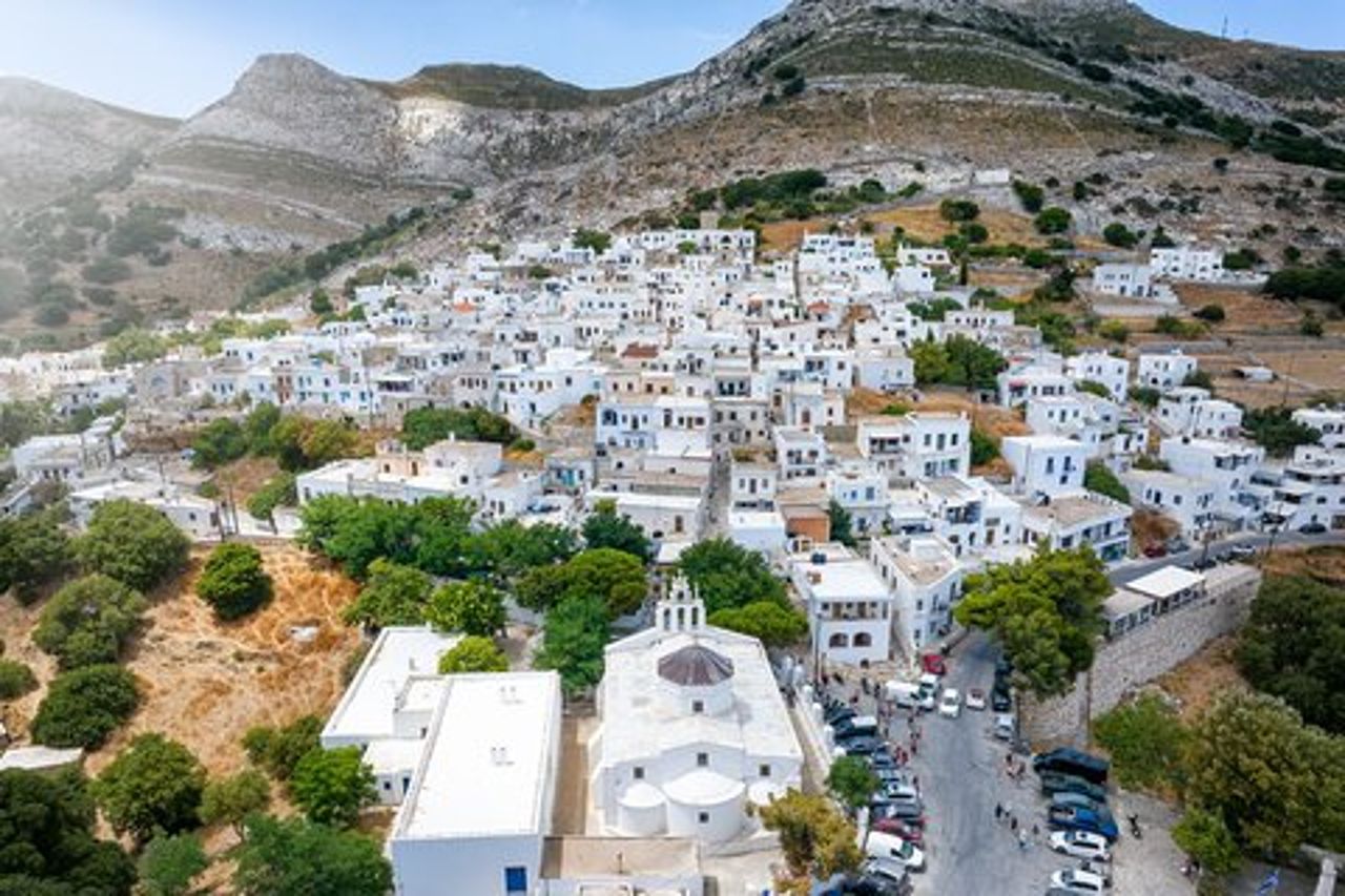 Scopri l'entroterra di Naxos: tour privato del villaggio dal tuo hotel