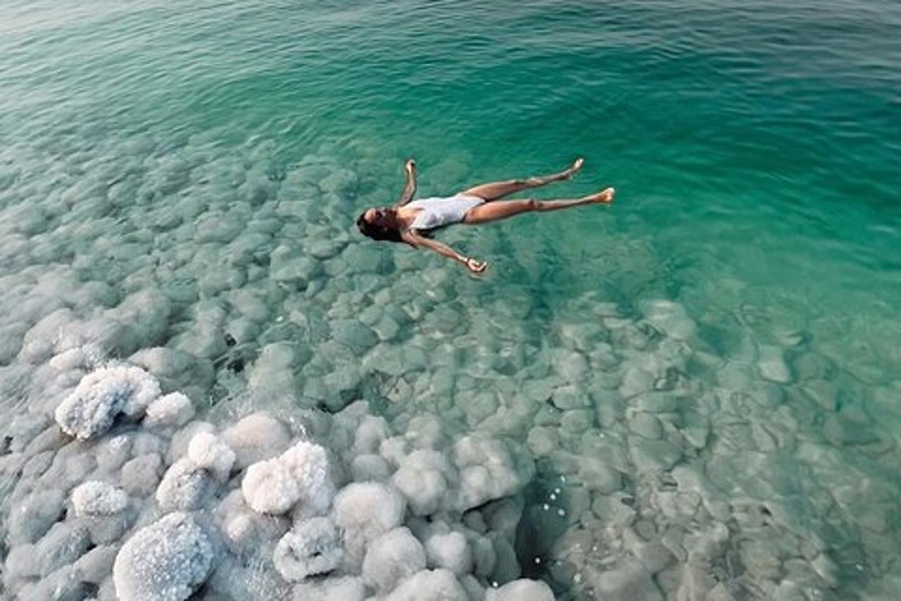 Tour di un'intera giornata al Mar Morto da Amman