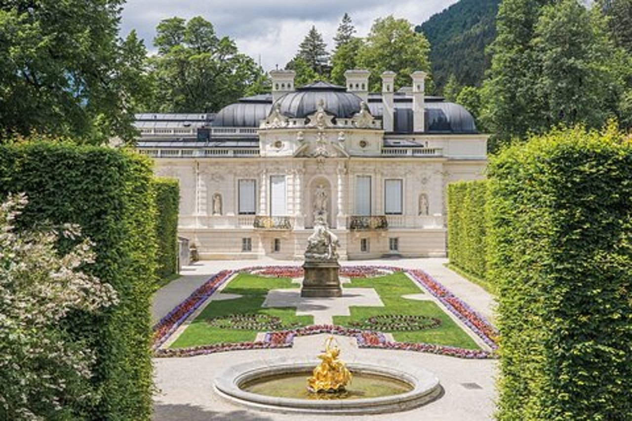 Tour privato a Neuschwanstein, Linderhof, Ettal e Oberammergau