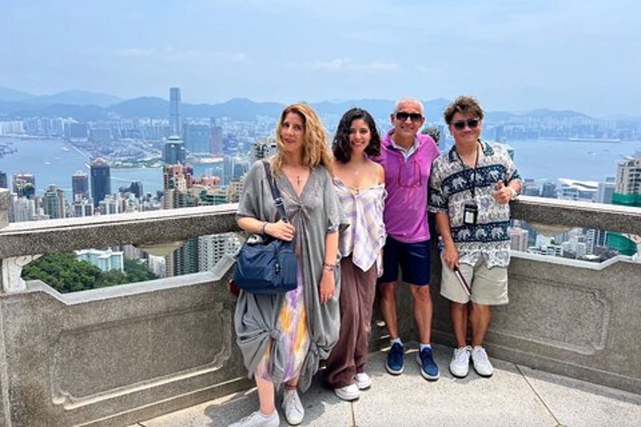 Tour privato di Hong Kong con il maestro narratore (giornata intera o mezza giornata)