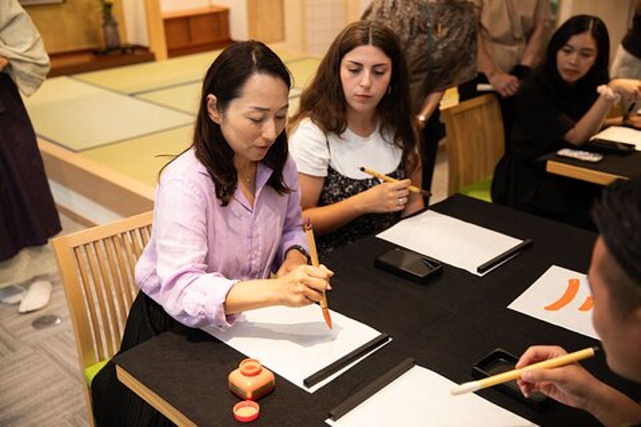 Tokyo Calligraphy Workshop Crea la tua arte ad Asakusa