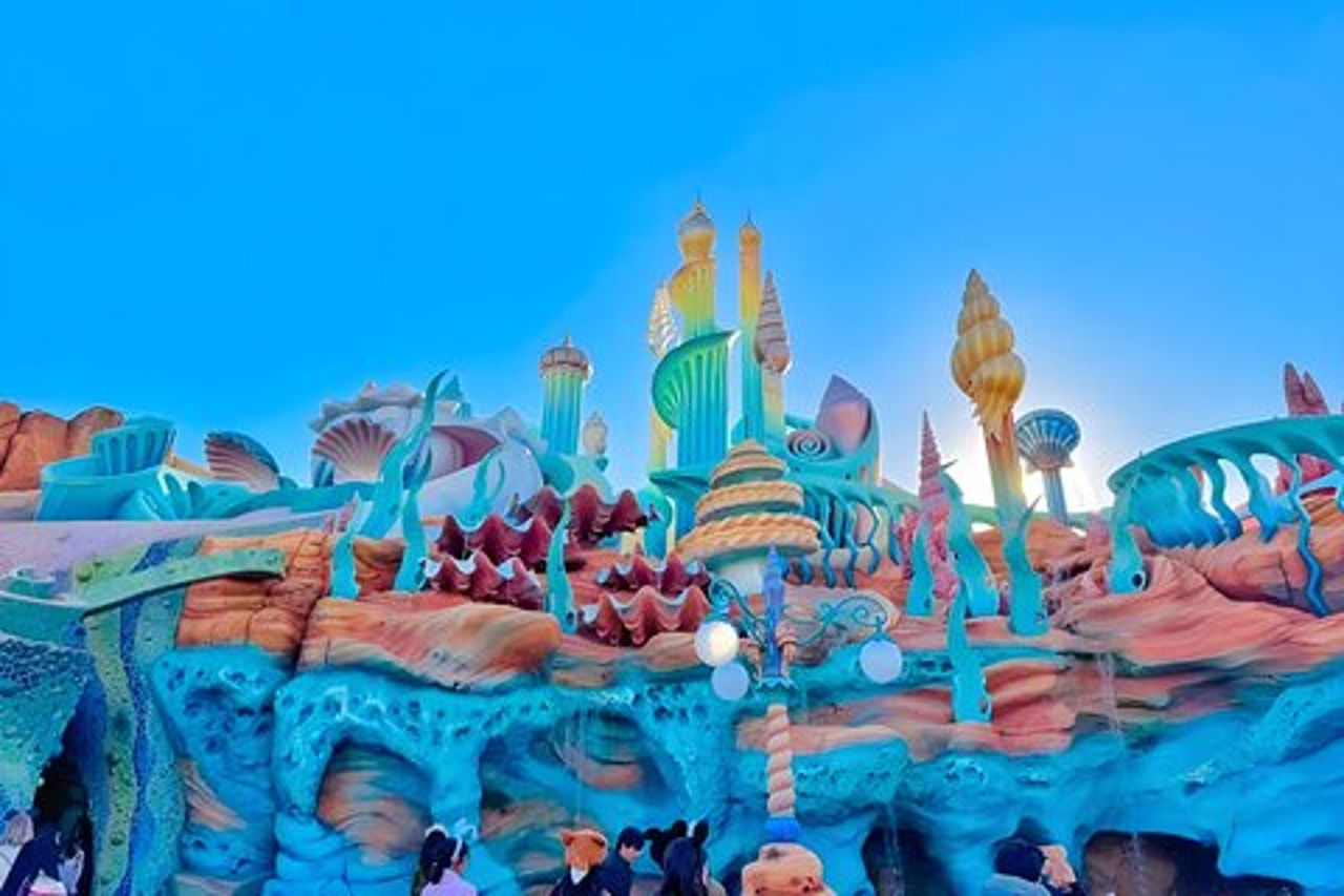 Biglietto Tokyo Disneysea e pass opzionale per la metropolitana di Tokyo