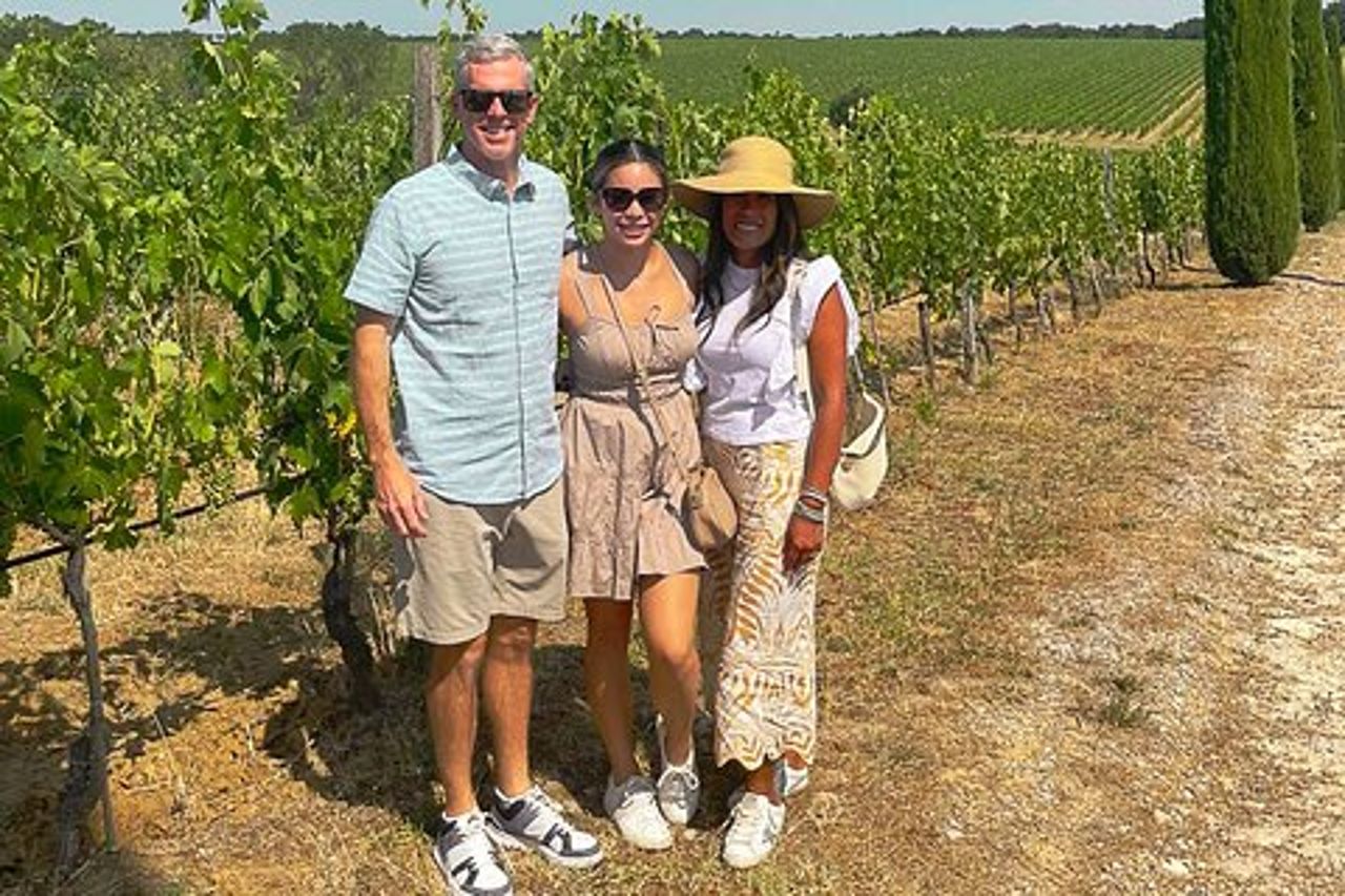 Tour dei vigneti di Montepulciano con 3 tenute Visita