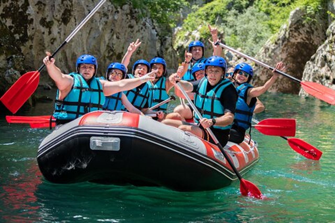 Umbria, Fiume e Barbecue : Avventura selvaggia e Cascata delle Marmore