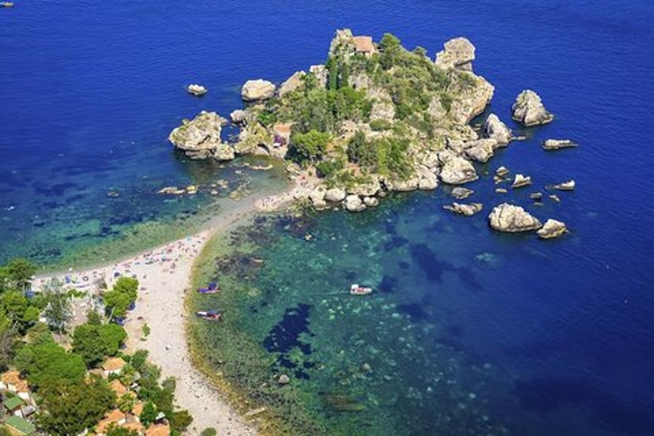 Tour in Barca di Gruppo Letojanni, Taormina e Giardini Naxos