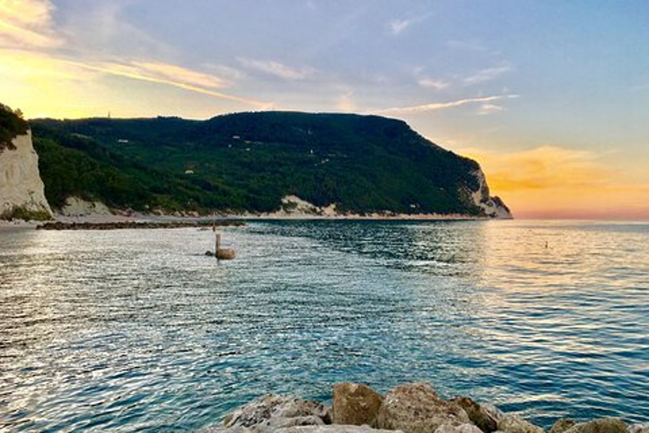 Tour privato di Ancona e del Conero Rivera