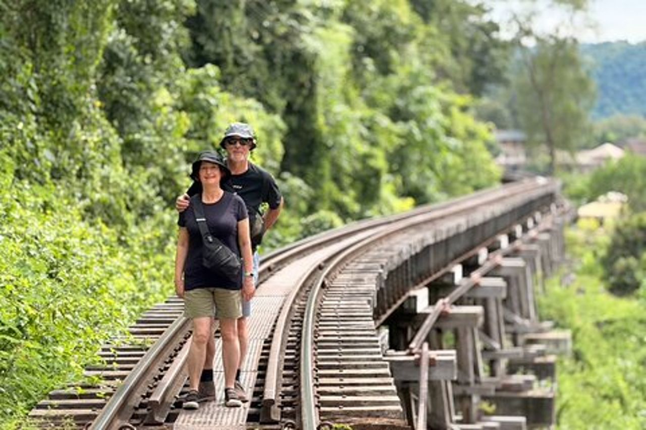 Da Bangkok: tour di Kanchanaburi con visita al mercato galleggiante