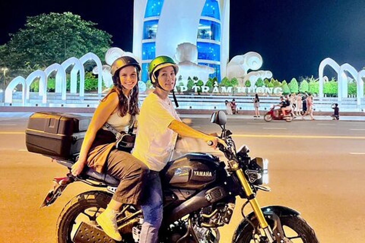 Nha Trang Degustazione di cibo locale e tour turistico in scooter
