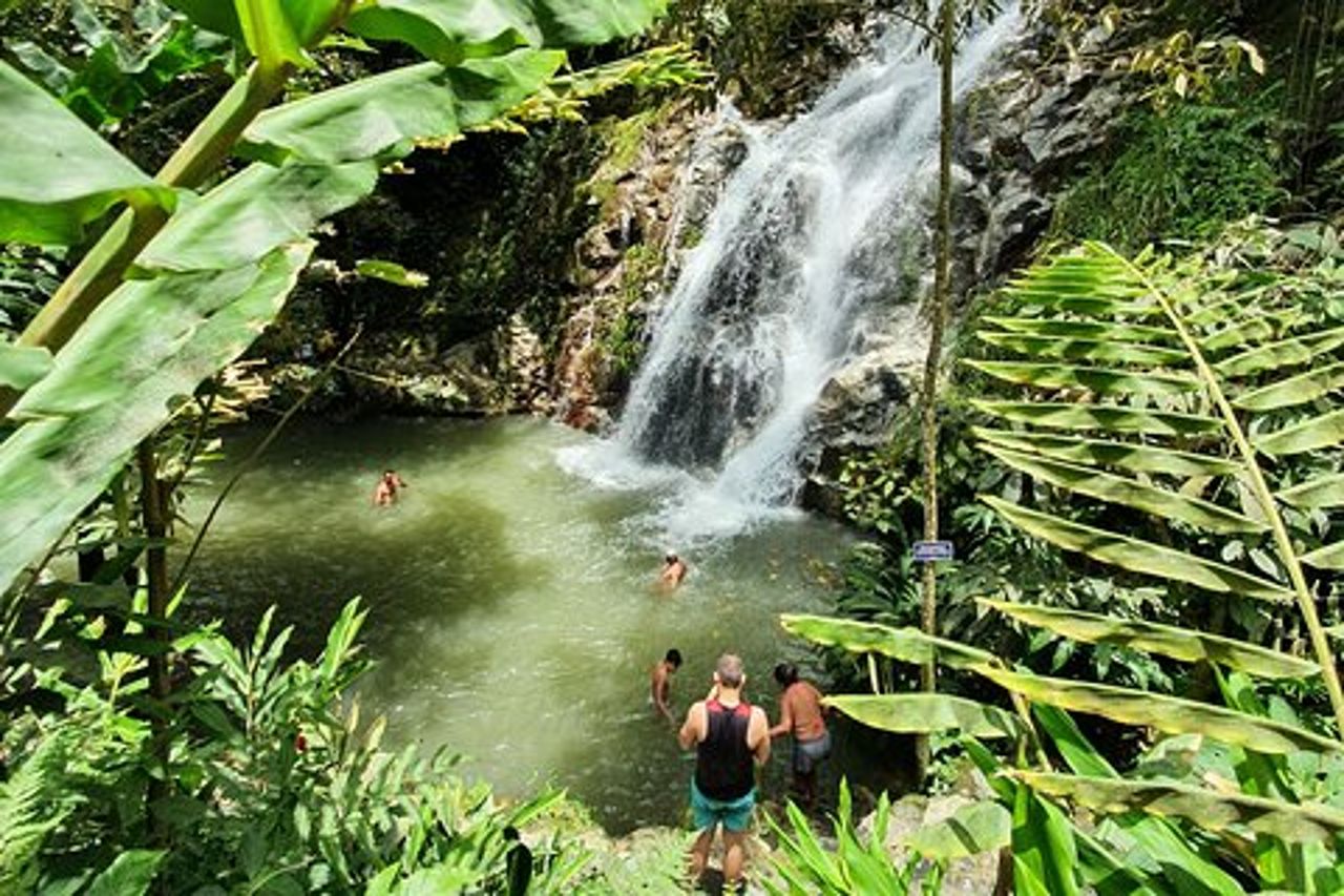 Giornata intera alla cascata di Marinka e alla catena montuosa di Minca