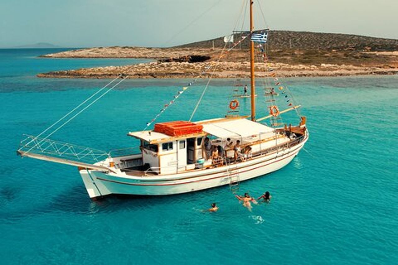 Crociera di mezza giornata Esplora Paros Antiparos e Despotiko