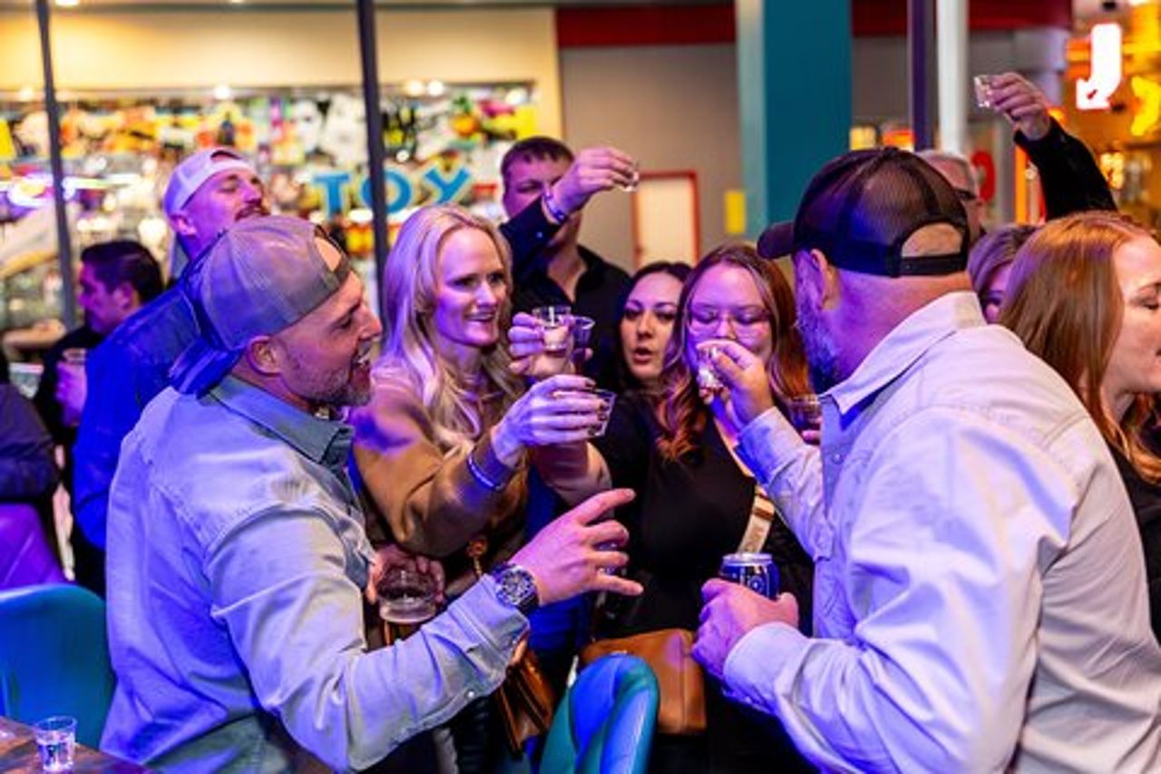 Bar Crawl su Fremont Street a Las Vegas