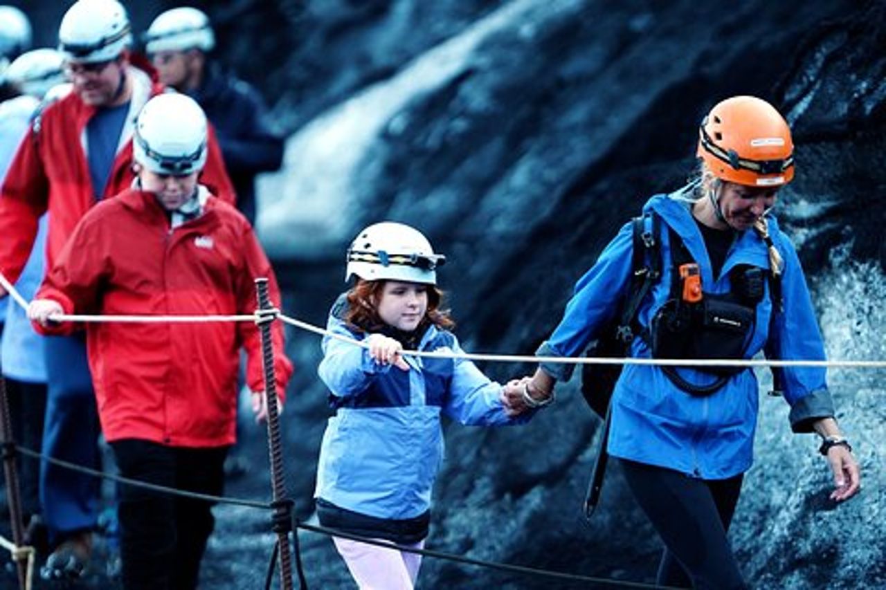 Tour della grotta di ghiaccio da Vík
