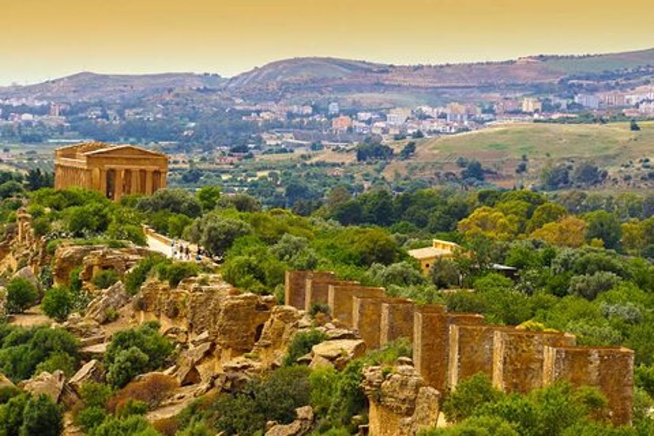 Da Palermo ad Agrigento Valle dei Templi e Scala dei Turchi
