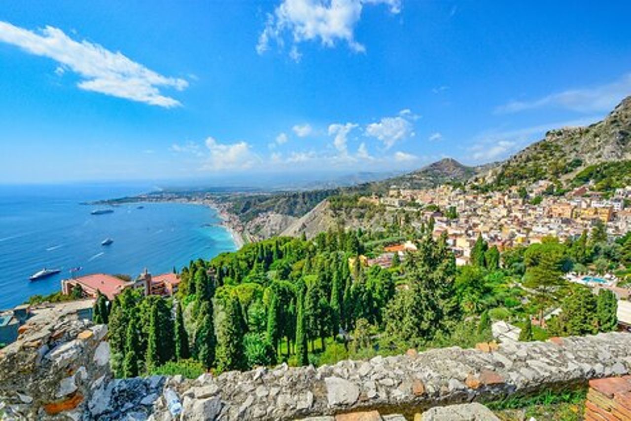 Catania : Tour privato o per piccoli gruppi di Taormina e Castelmola