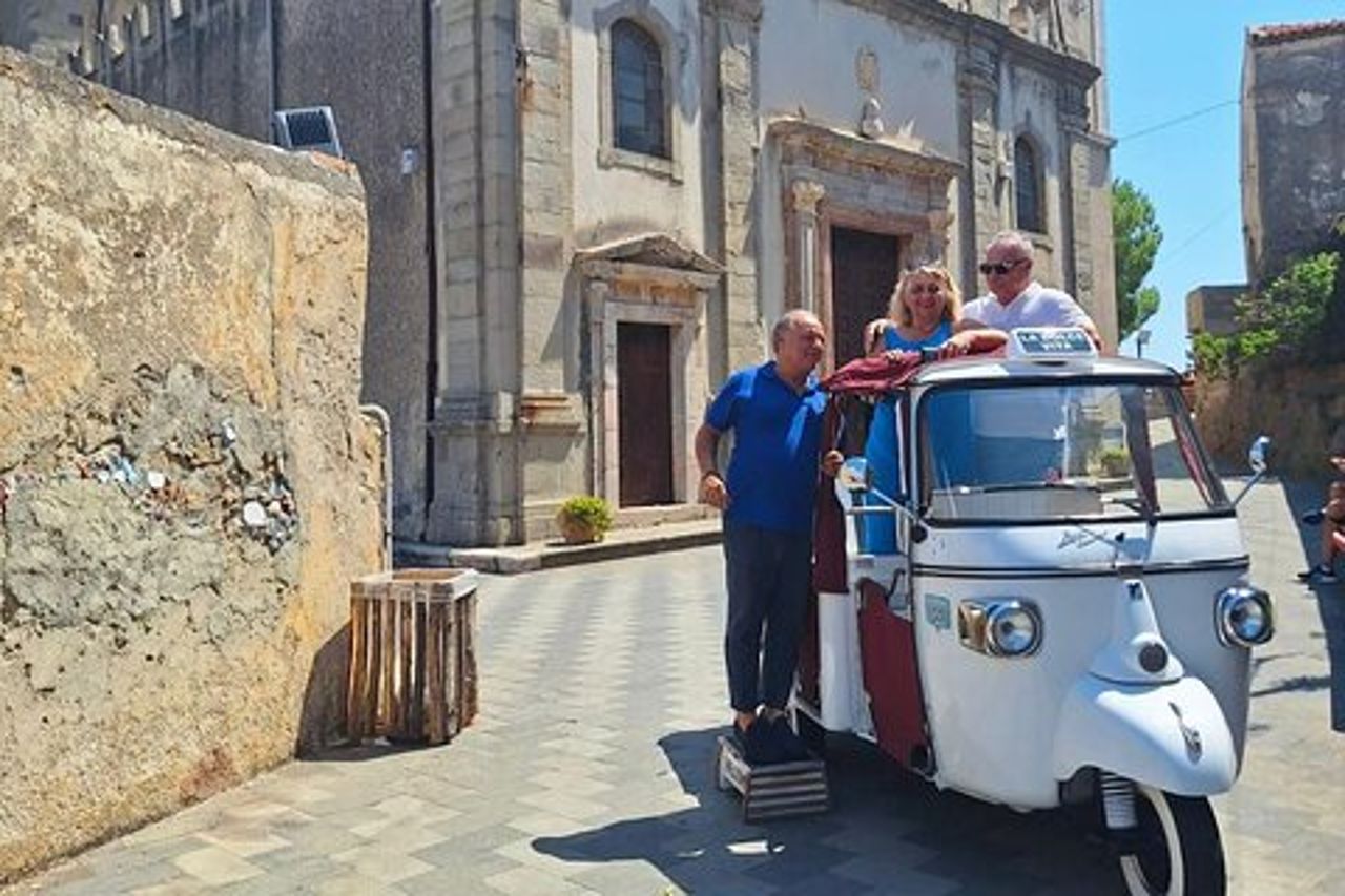 Esperienza il Padrino Vivi l'Anima con Pranzo da Taormina CT ME