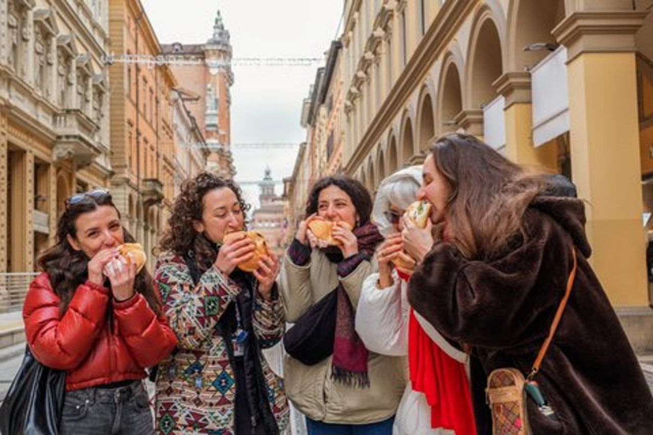2 - Tour gastronomico Bologna Express di 2 ore di sapori locali autentici