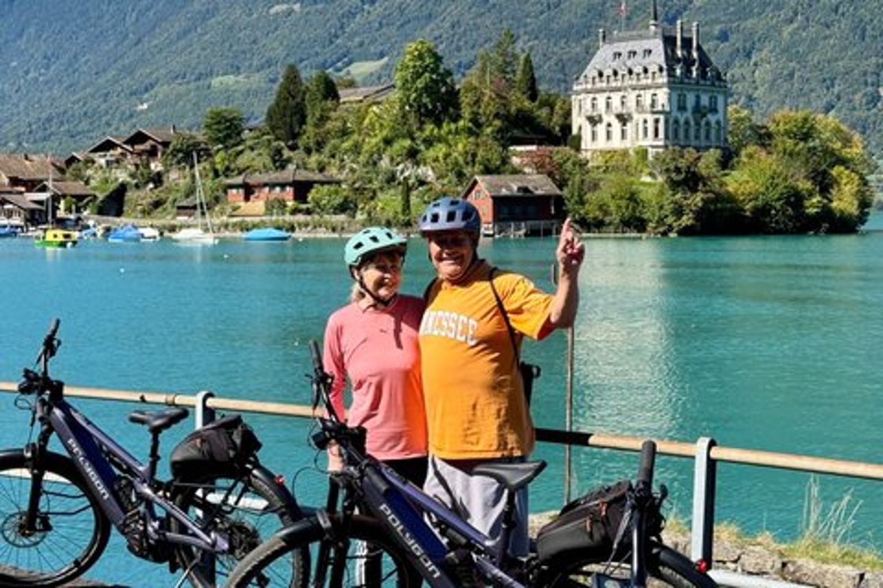 Esplora Iseltwald & Giessbach E-Bike Tour da Interlaken