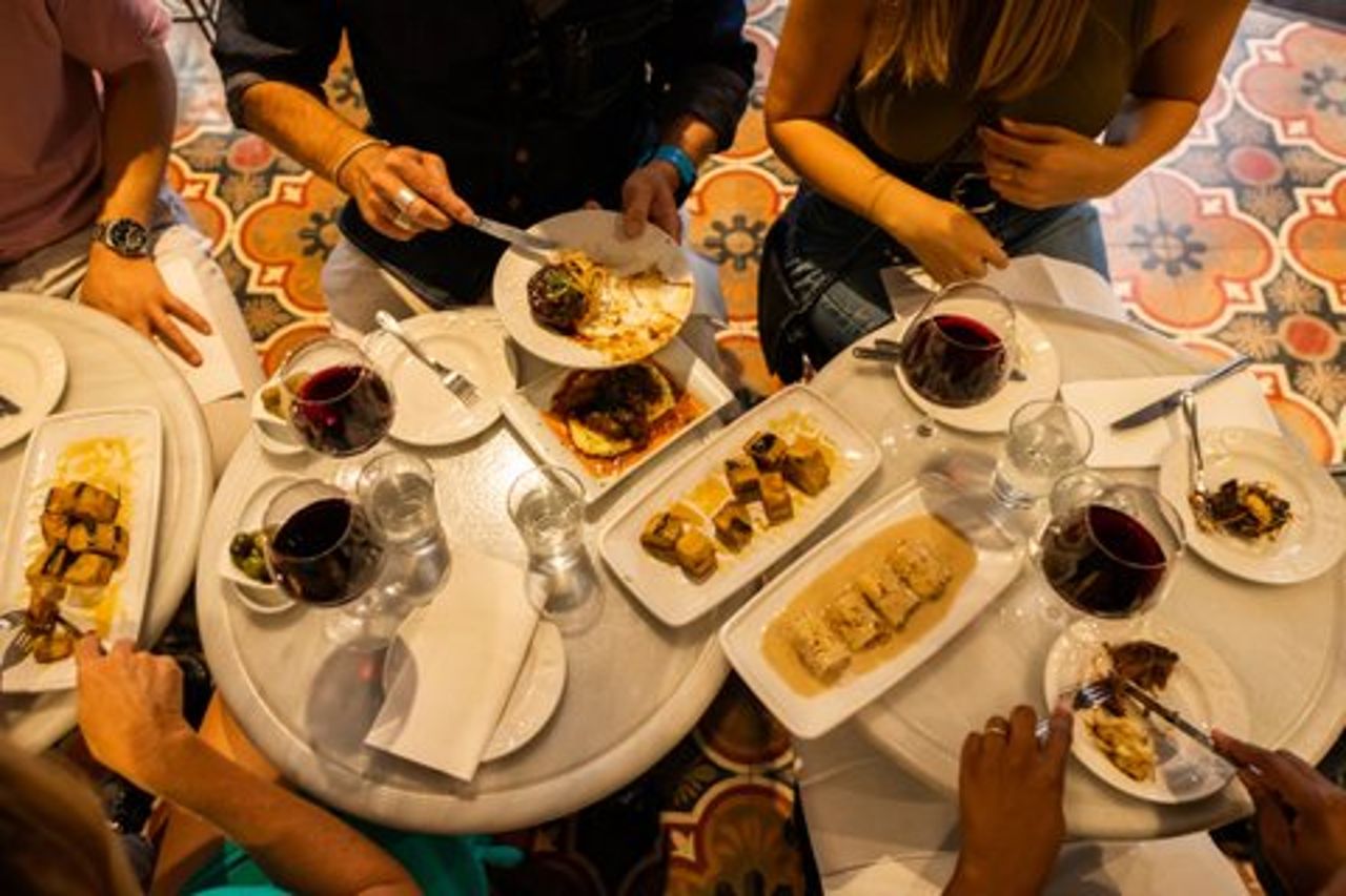 Quartiere Gotico di Barcellona VIP Tapas & Wine Tour