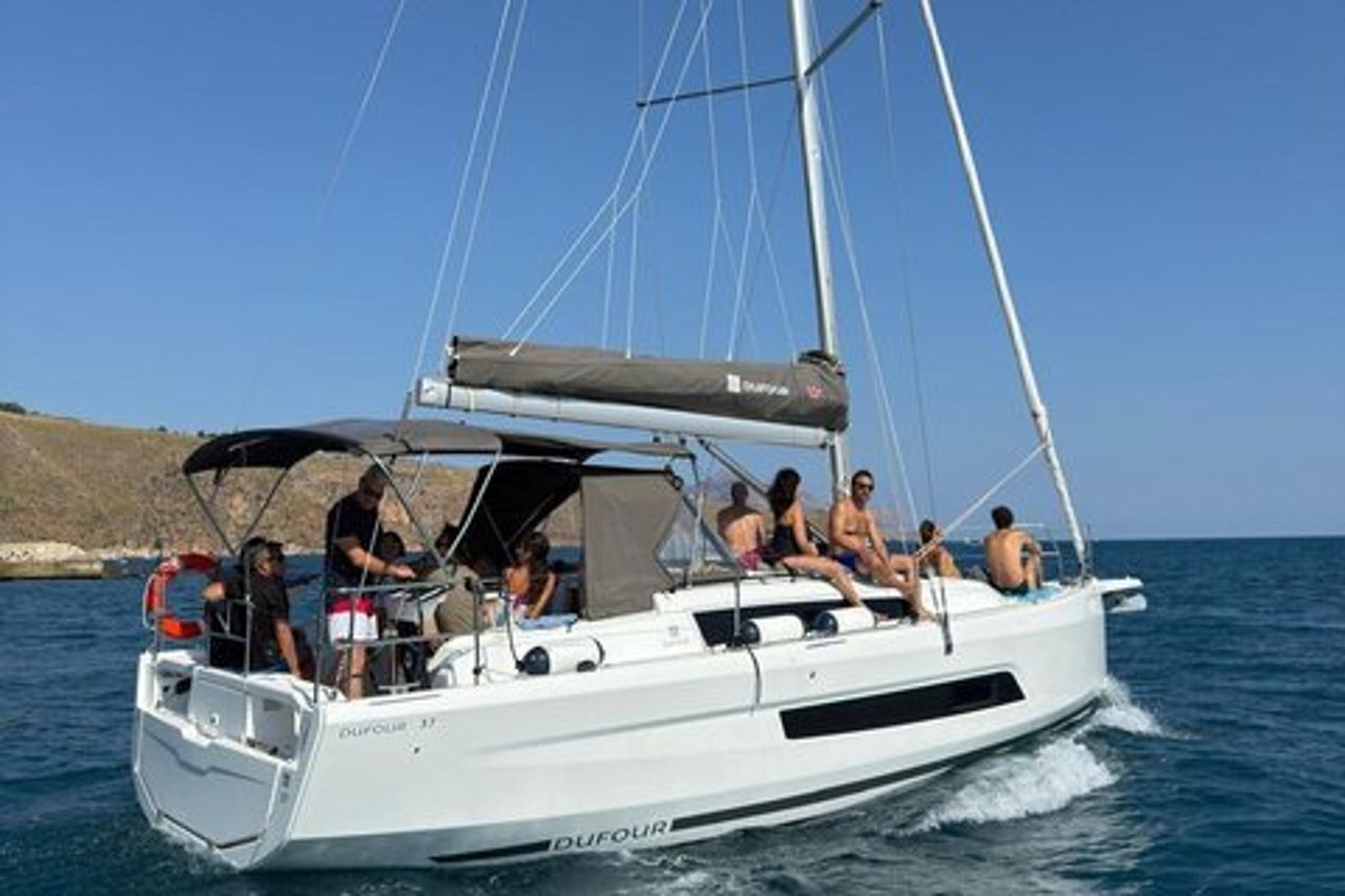 6H Tour con pranzo in barca a vela allo Zingaro e Scopello
