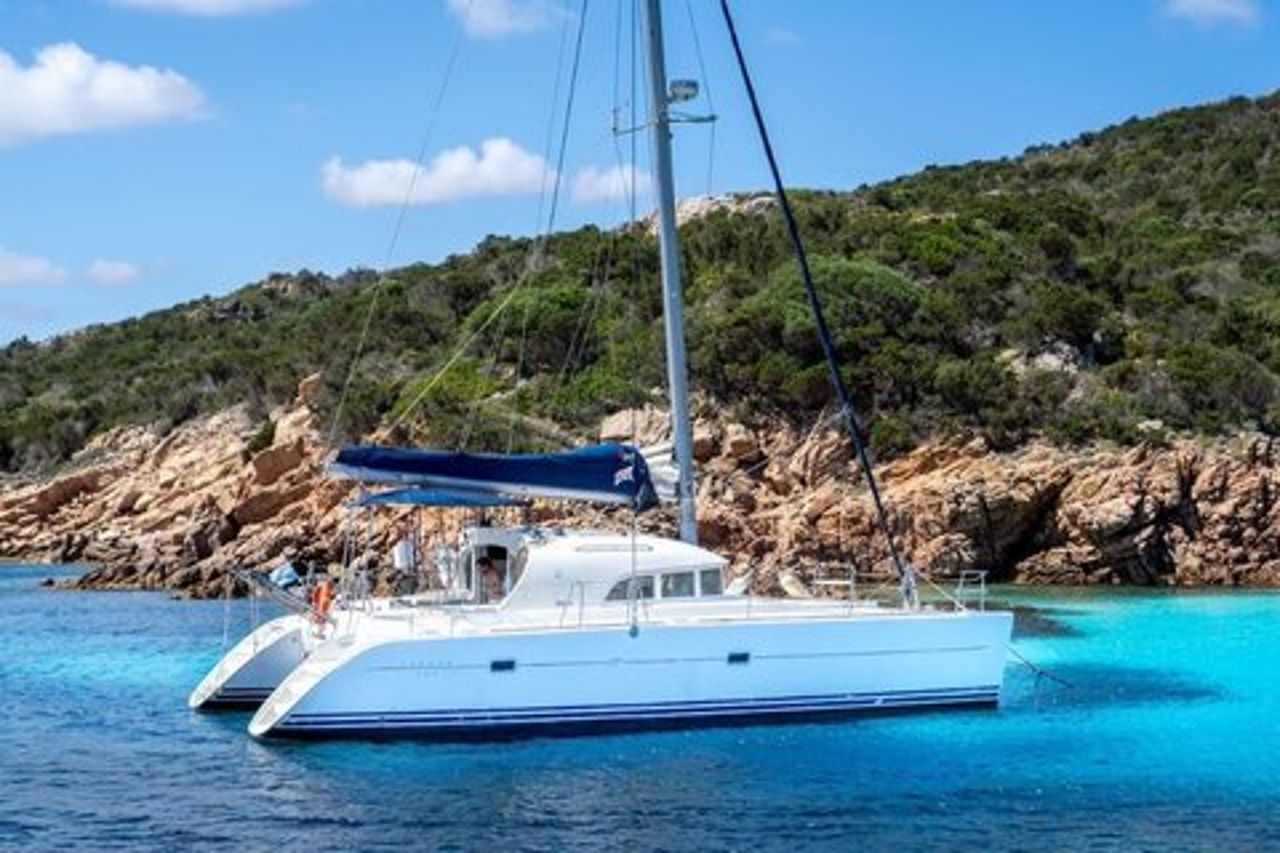 Tour per Arcipelago di La Maddalena Catamarano Sport 3