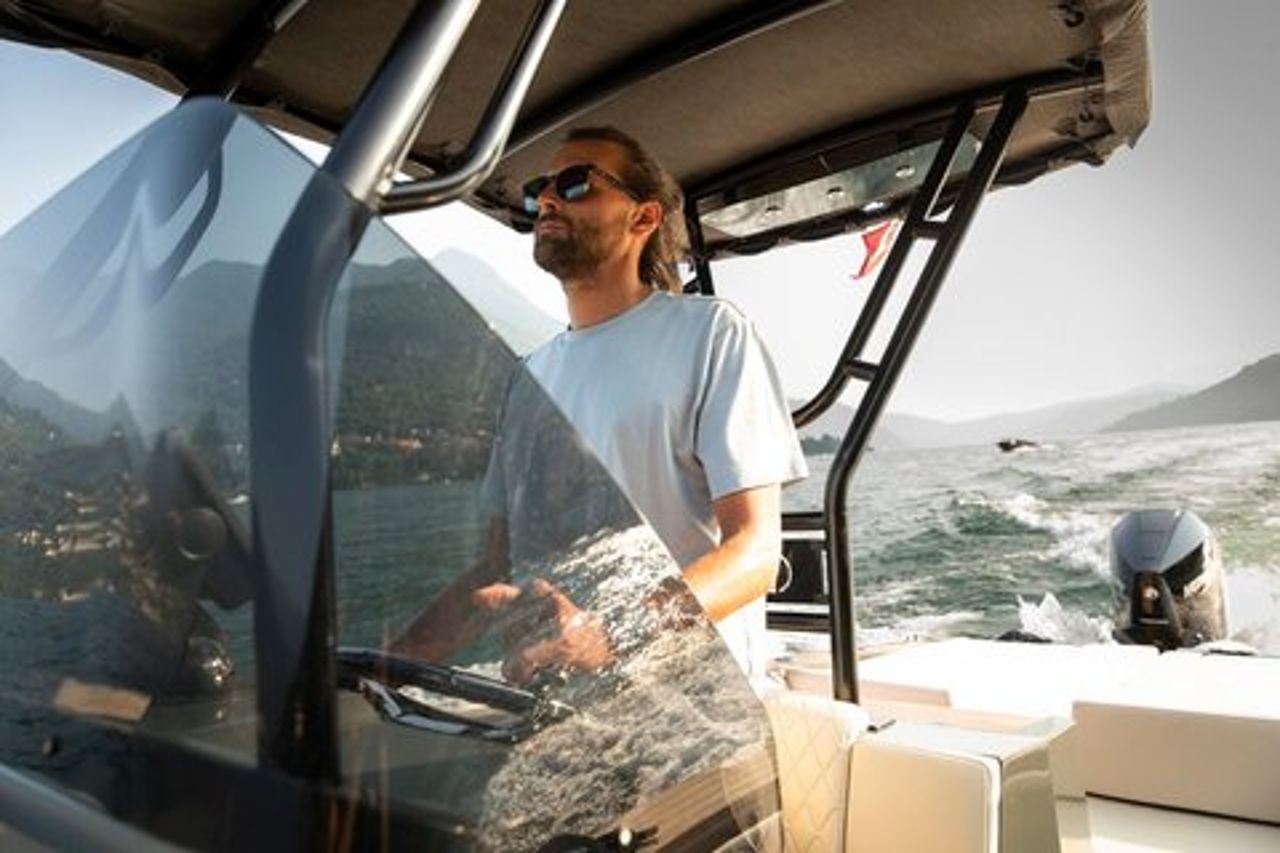 Tour Privato in barca sul Lago di Como di 6 Ore