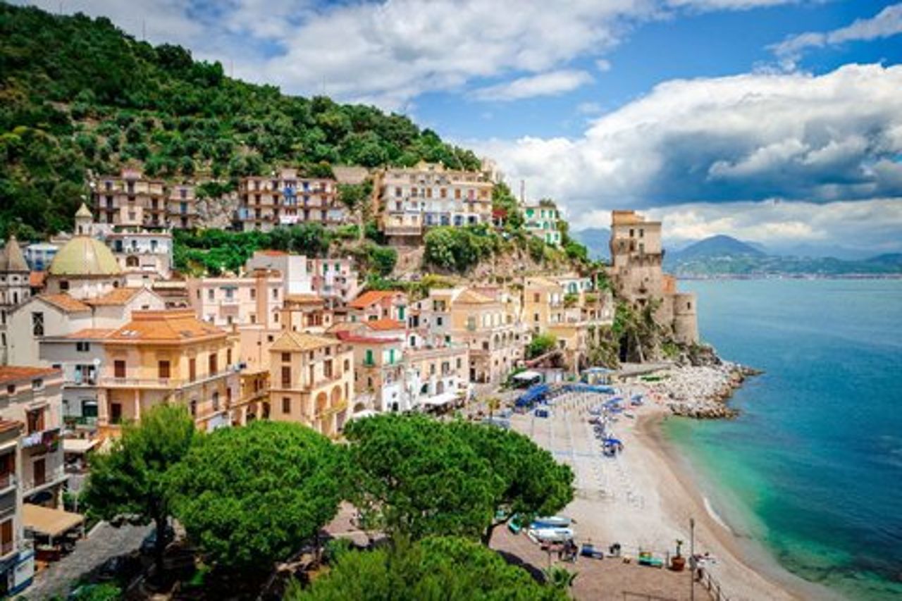 Tour privato in barca della Costiera Amalfitana dal porto di Salerno