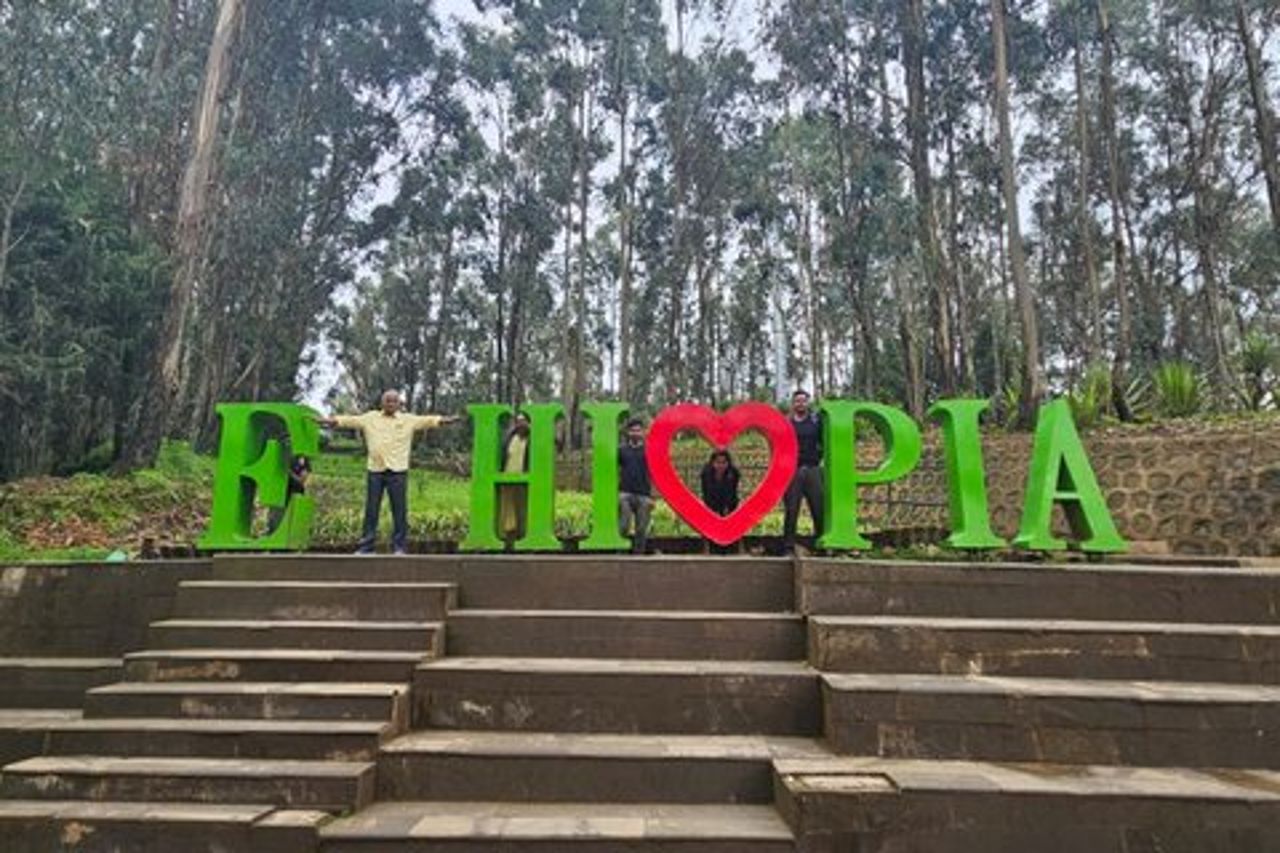 Tour privato di Addis Abeba con sosta Lucy Museum Mercato e altro