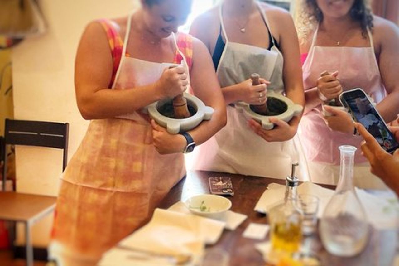 Manarola Private Pesto Experience Focaccia e degustazione di vini