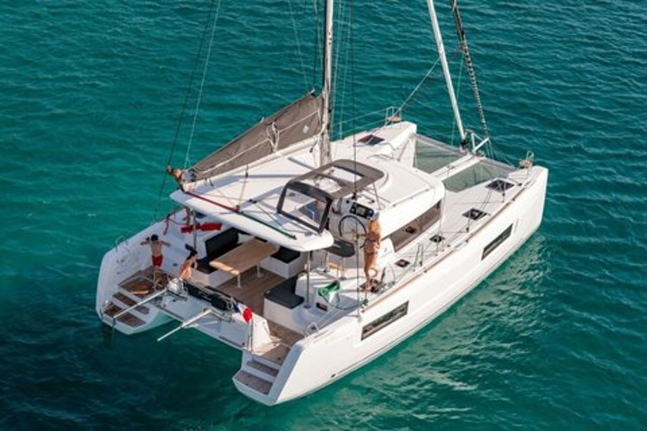 Tour in catamarano Arcipelago Maddalena da Porto Cervo - Luxury 4