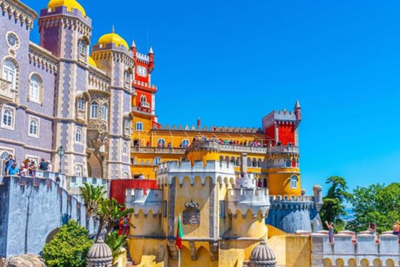 Tour per piccoli gruppi a Sintra, Palazzo Pena, Cabo Roca e Cascais