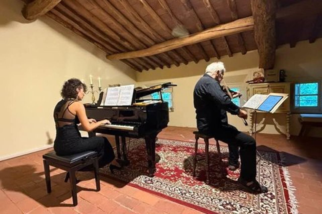 Concerto Privato nella Casa dell'Artista sulle Colline di Lucca