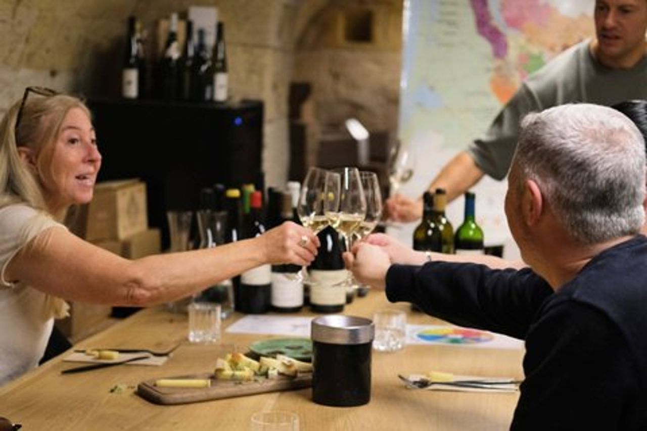 Masterclass di vino e laboratorio di degustazione di formaggi a Bordeaux
