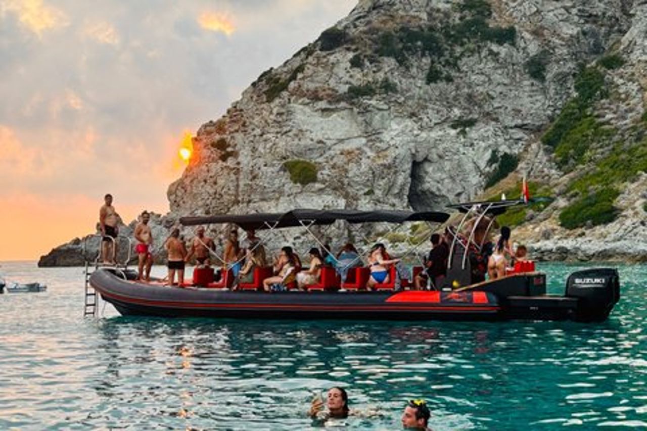 Escursione al tramonto da Tropea a Capo Vaticano con aperitivo