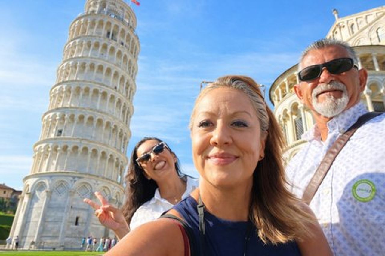 Da San Gimignano: gita di mezza giornata a Pisa