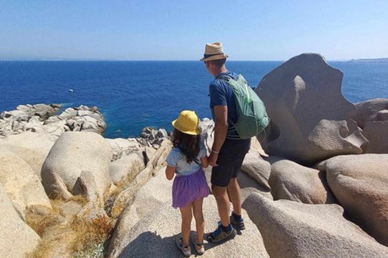Tour per piccoli gruppi Trekking Capo Testa, Valle della Luna! Sardegna – Italia