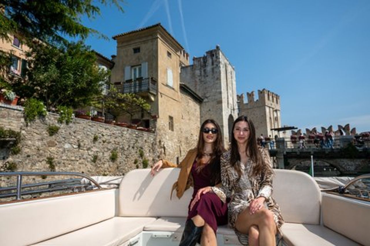 Visita Guidata A Sirmione Con Tour In Motoscafo