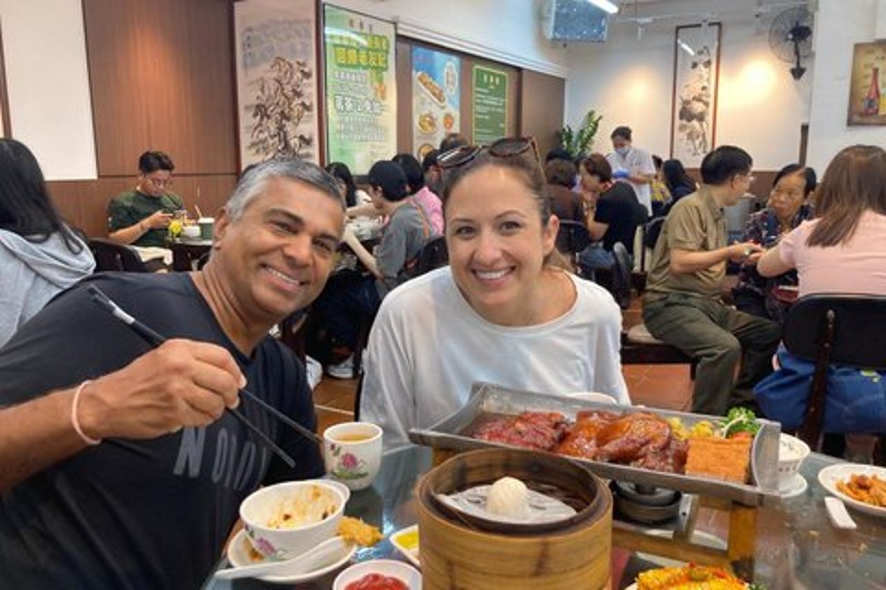 Tour privato di Hong Kong da un amico locale
