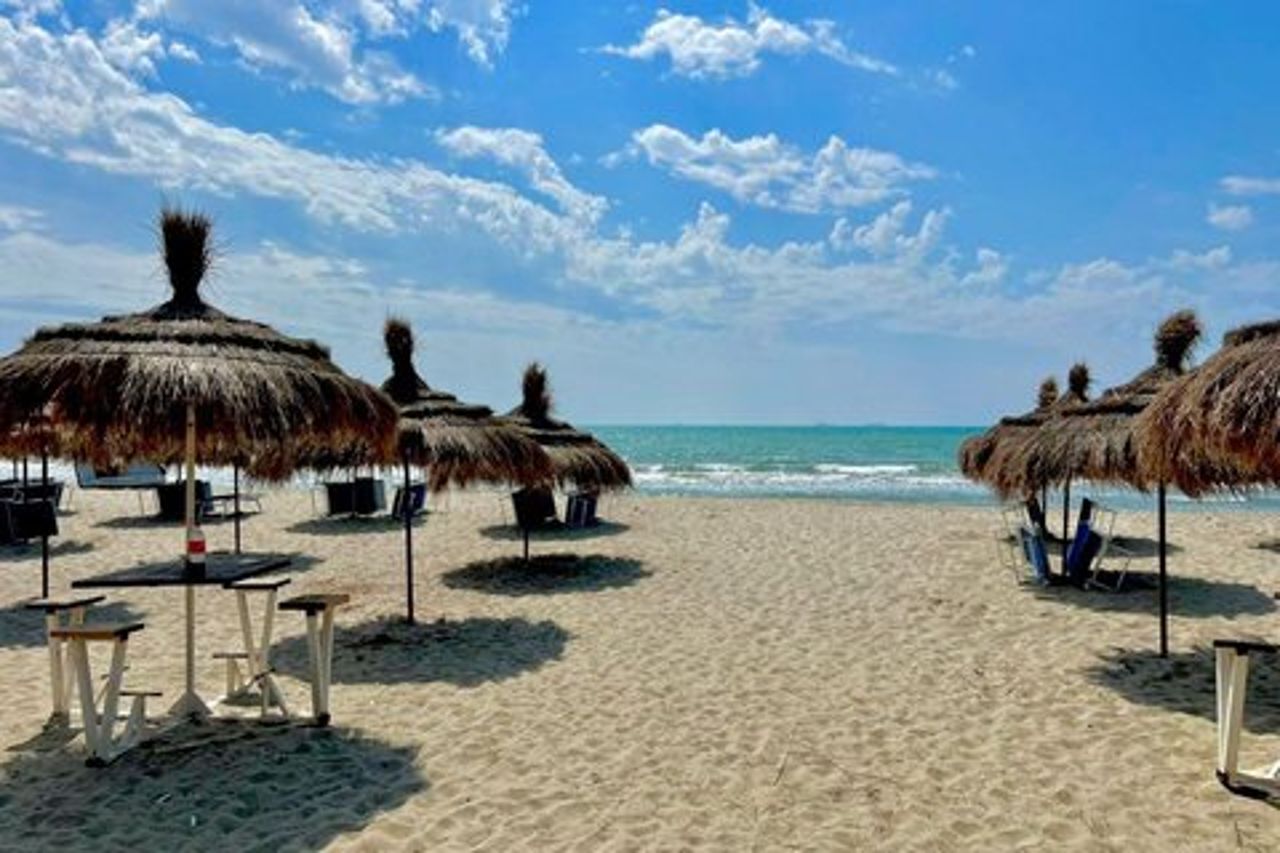 Da Tirana: gita di un giorno alla città di Durazzo e alla spiaggia di Golem