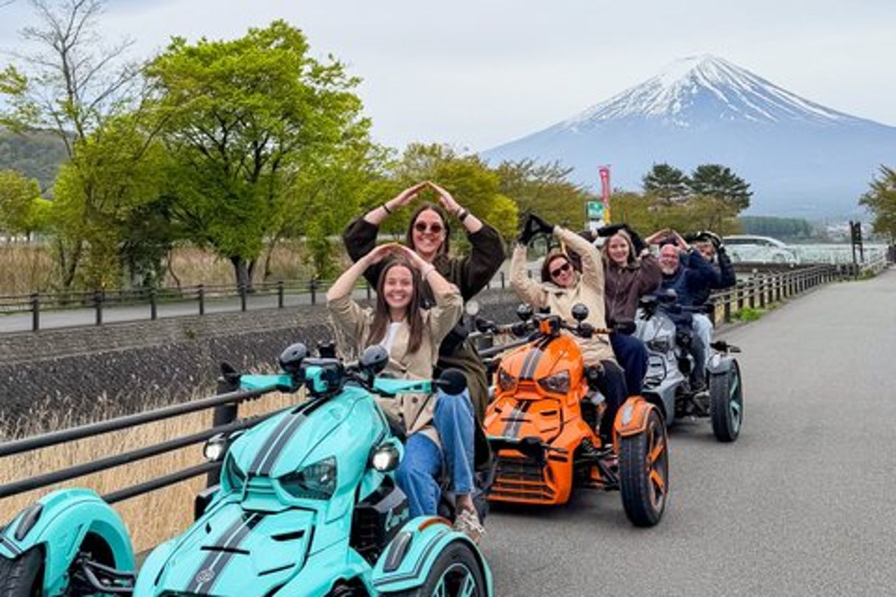 Tour panoramico di 2 ore sul Monte Fuji nel lago Kawaguchiko