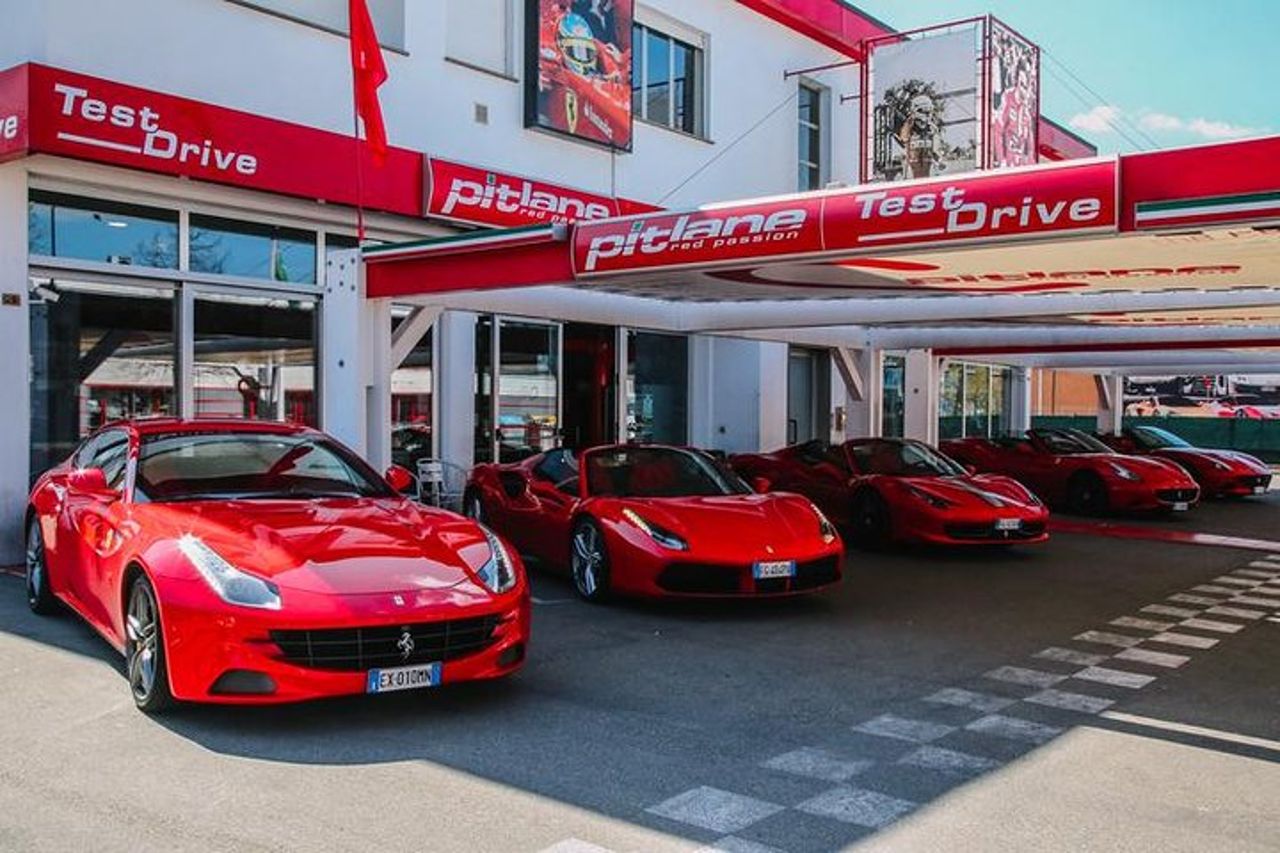 Ferrari 458 Spider: Prova su Strada